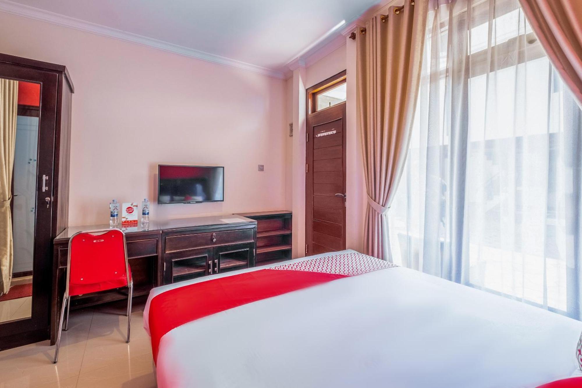 Oyo Collection O 1032 Rahayu Residence Syariah Чиребон Екстер'єр фото